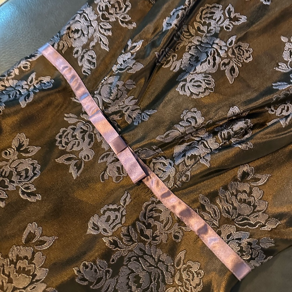 Maggie London petites dress